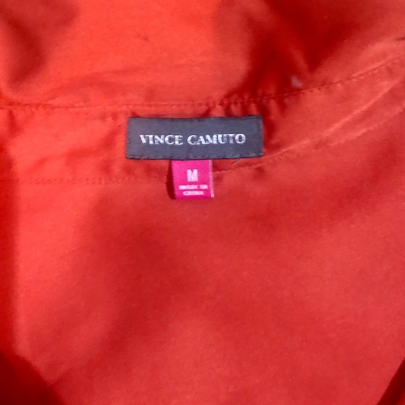 Red satin Vince Camuto blouse - Picture 3 of 3